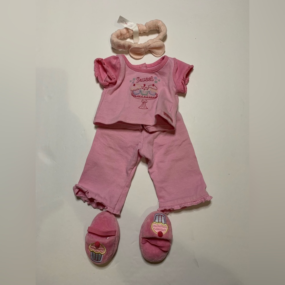 American Girl Doll Outfits and Accessories